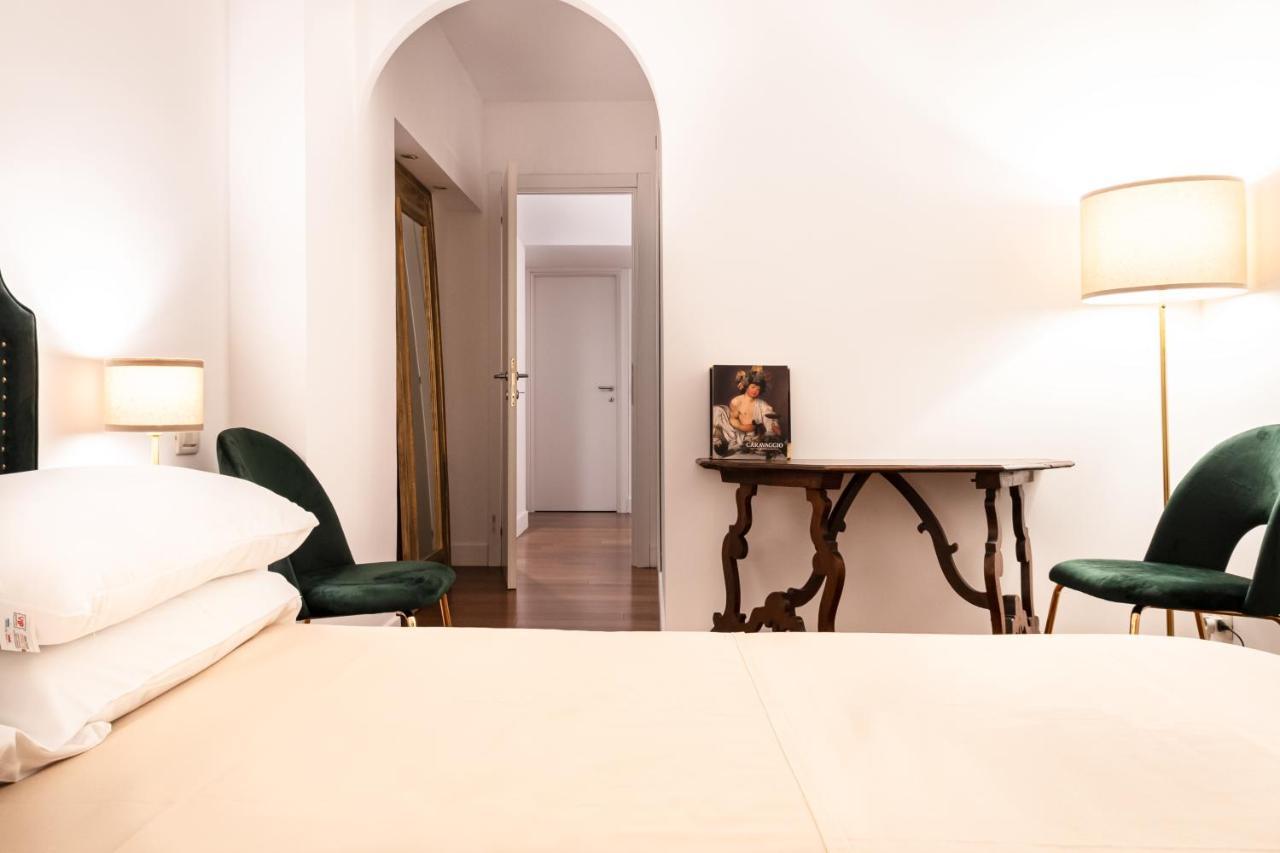 Charme & Chic San Giacomo ローマ エクステリア 写真